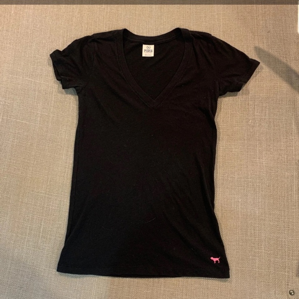 Pink victoria sercet v-neck shirt